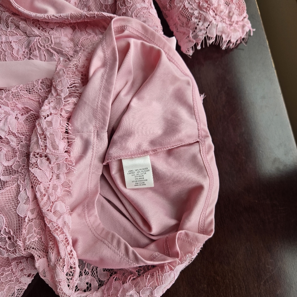 Francesca’s Blush Pink Floral Lace Romper - Picture 9 of 10